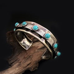 Metal Plated Hammered Design of Cuff With Turquoise Stone SKU7000