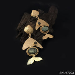 Gold plated Fish Twisted Wire Labra Shell Style Drop and Dangle Earring SKU7023