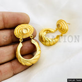 Gold Plated Unique Curve Design of Handmade Drop and Dangle Earrings SKU7444