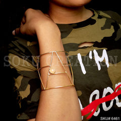 Gold Plated Statement Pearl Round Handmade Design of Cuff SKU6461