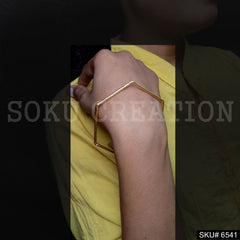 Gold Plated Plain Hexagon Shape Handmade Design of Bangle SKU6541