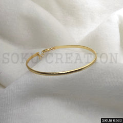 Gold Plated Plain Design of Open and Lock Bangle SKU6563
