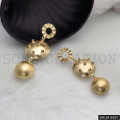 Gold plated Unqiue Designer Drop and Dangle Earrings SKU6691