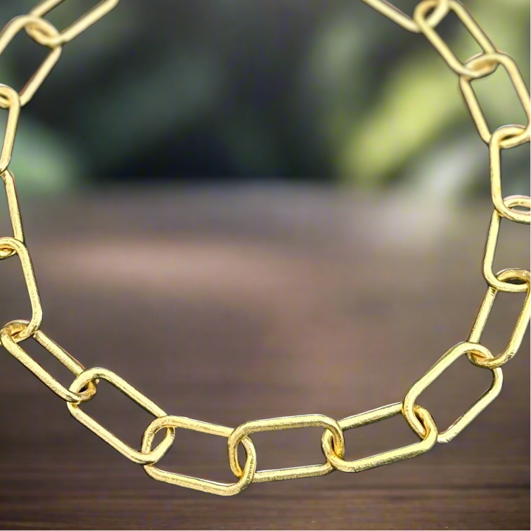 A Broad Cable Chain Choker in Gold Plated SKU6536