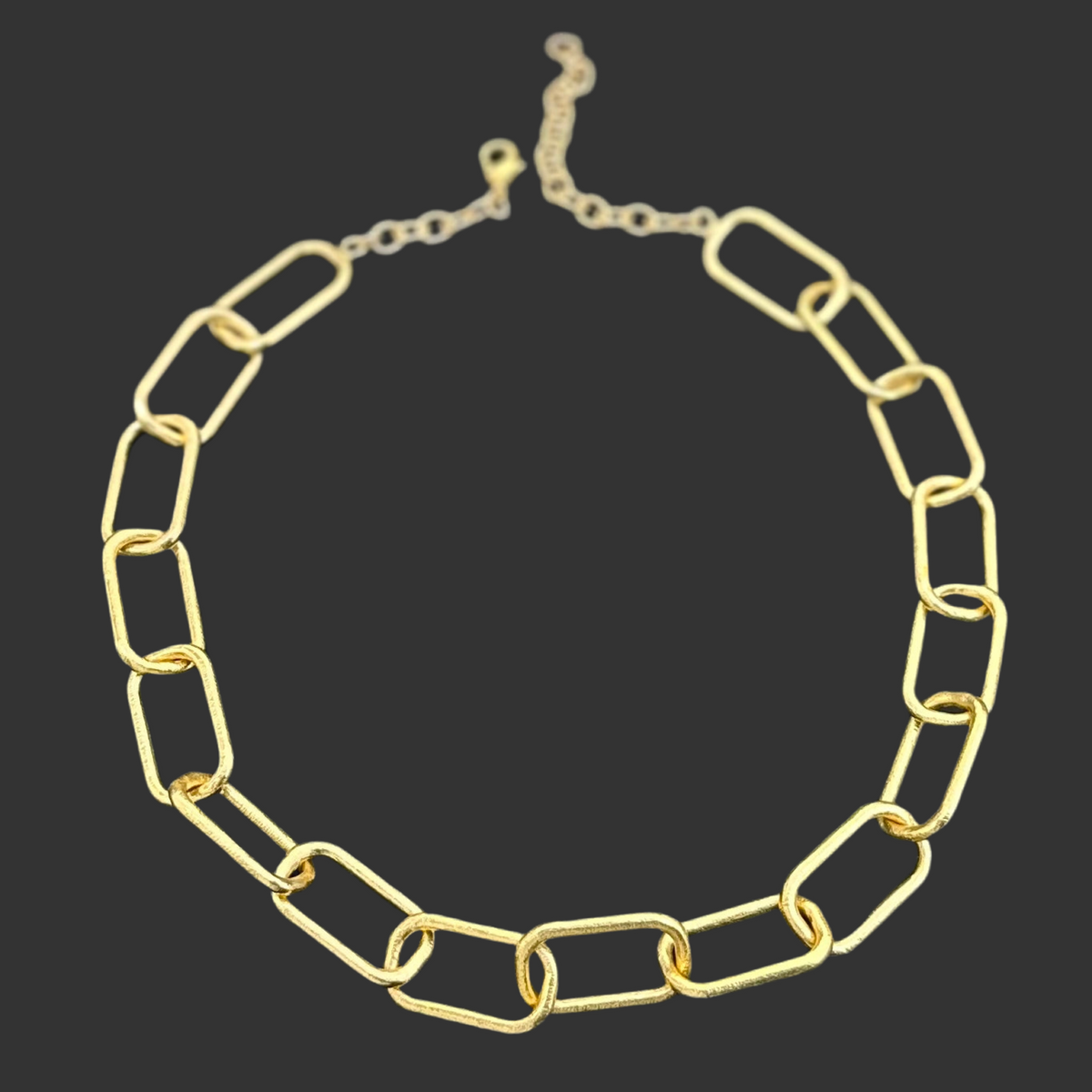 A Broad Cable Chain Choker in Gold Plated SKU6536
