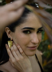 A Unique Designer Stud Earrings in Gold Plated