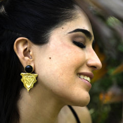 A Unique Designer Stud Earrings in Gold Plated