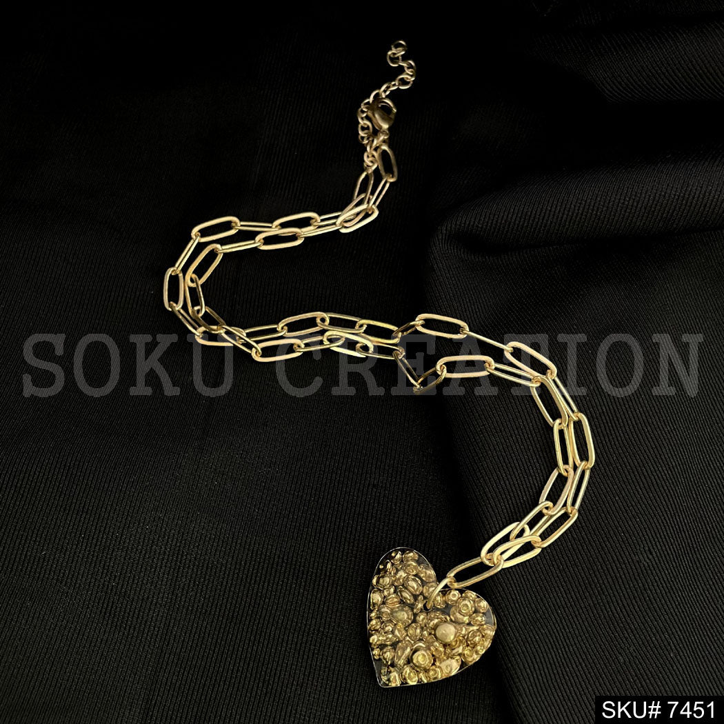 Gold Plated Cable Chain with Unique Heart Shape Design of Charm SKU7451