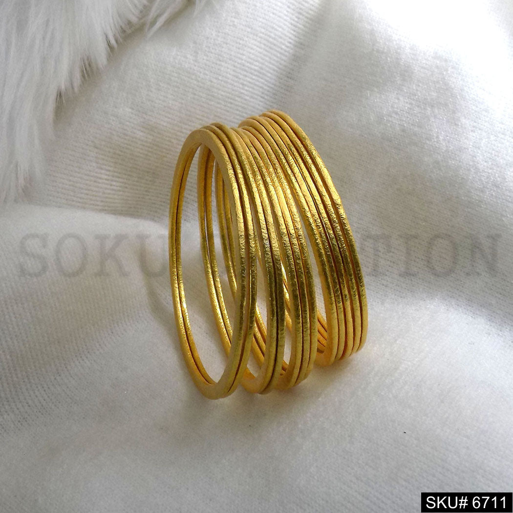 Gold Plated Plain Design of Bangle SKU6711