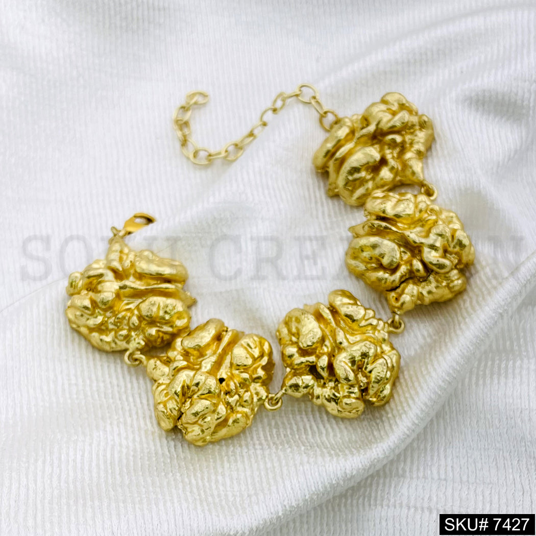 Designer Walnut Shape of Bracelet in Gold Plated SKU7427